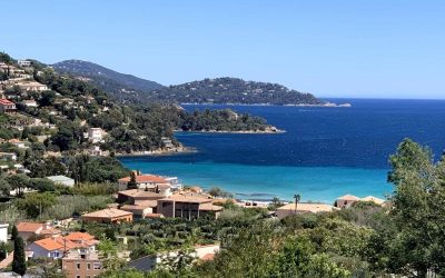 Appartement avec vue mer au Lavandou : comment bien choisir sa location